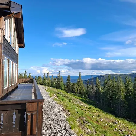 With An Amazing View At 4*